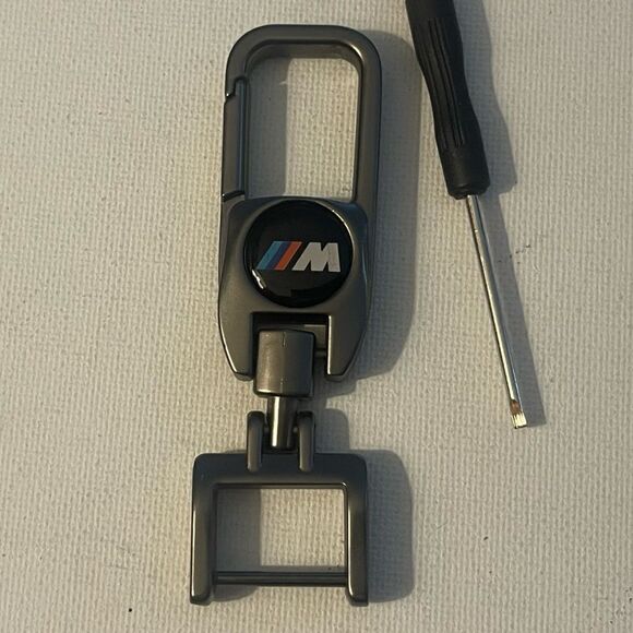 BMW Motorsports Logo Key Fob Keychain in Metal NWT - Picture 2 of 5